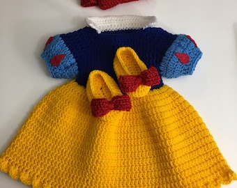 Disfraz inspirado en Blancanieves/Traje de Blancanieves de crochet/Accesorio fotográfico inspirado en Disney para recién nacidos hasta 12 meses - HECHO A PEDIDO