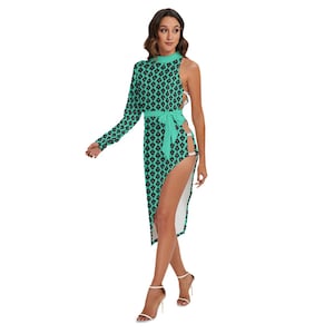 Hot Wife QOS Side Cutout Dress in Grün - Pik Dame Design. Farbe und Text vollständig personalisierbar