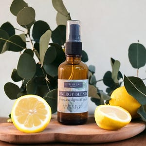 Energy blend: lemon, eucalyptus and basil linen spray