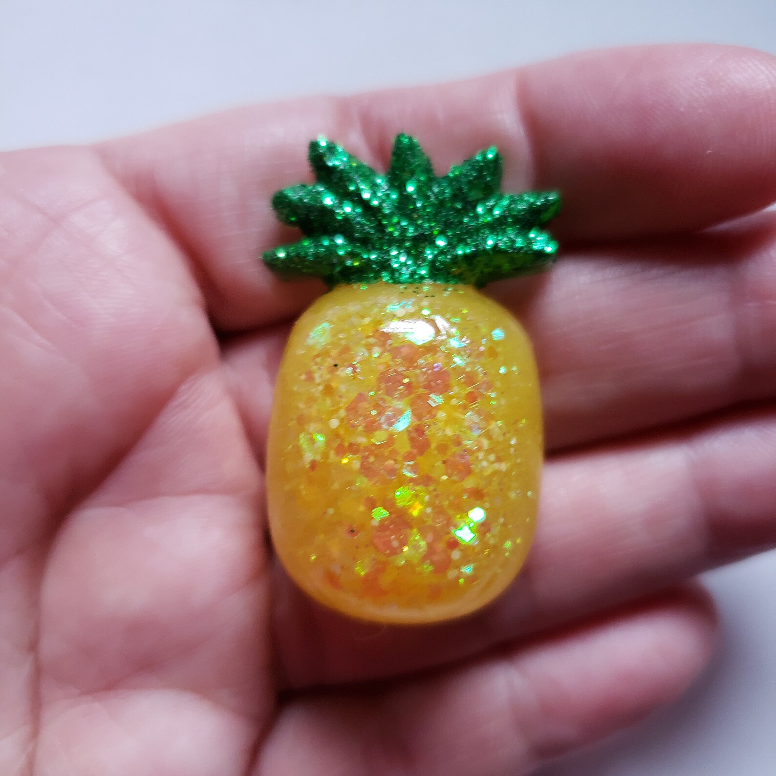 SMALL PINEAPPLE Resin Pineapples Resin Accessories Etsy