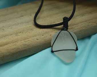Gioielli di vetro di mare, mare di vetro, bianco mare vetro, naturale pendente, Natale regalo, gioielli di vetro di spiaggia, collana fatta a mano, gioielli di nozze