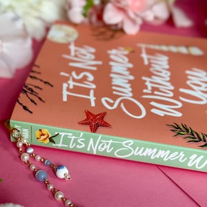 Handgemaakte bladwijzer met kralen - bladwijzer van goudkleurig metaal, perfect cadeau voor boekenliefhebber, lezer, vriendin, moeder, BookTok-accessoire, decoratieve bladwijzer