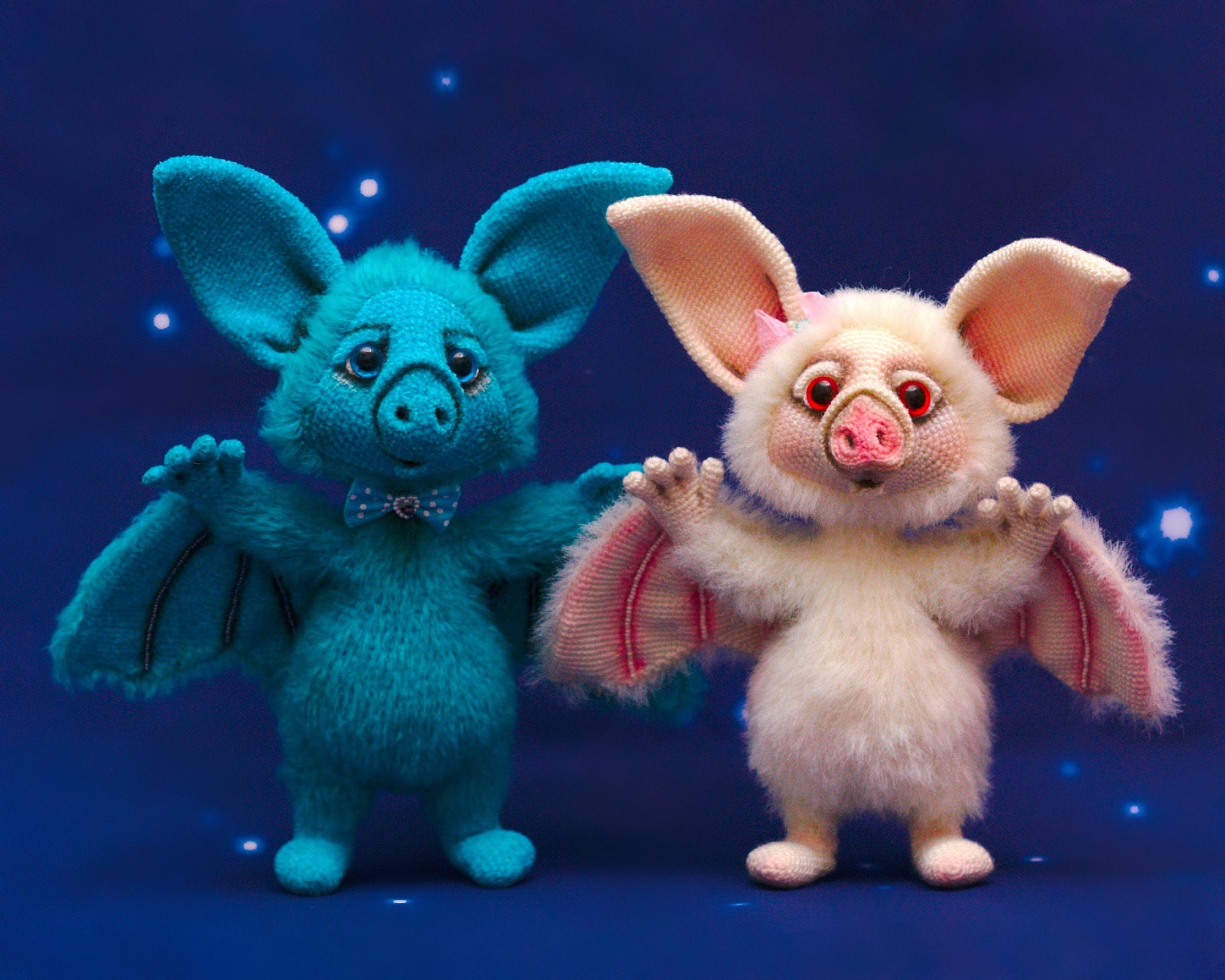 30 Bat Crochet Patterns for Halloween Decor, Gifts, and Spooky-Cute Amigurumi 2 Flying Oouh Bat Crochet Pattern