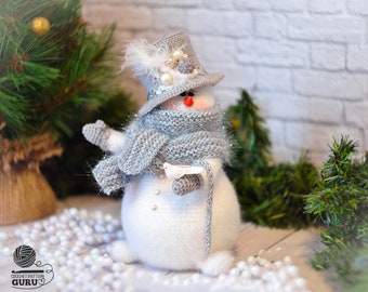 0035 Crochet Pattern - Snowman with different hats  - Pdf file by Julia Ogol Etsy