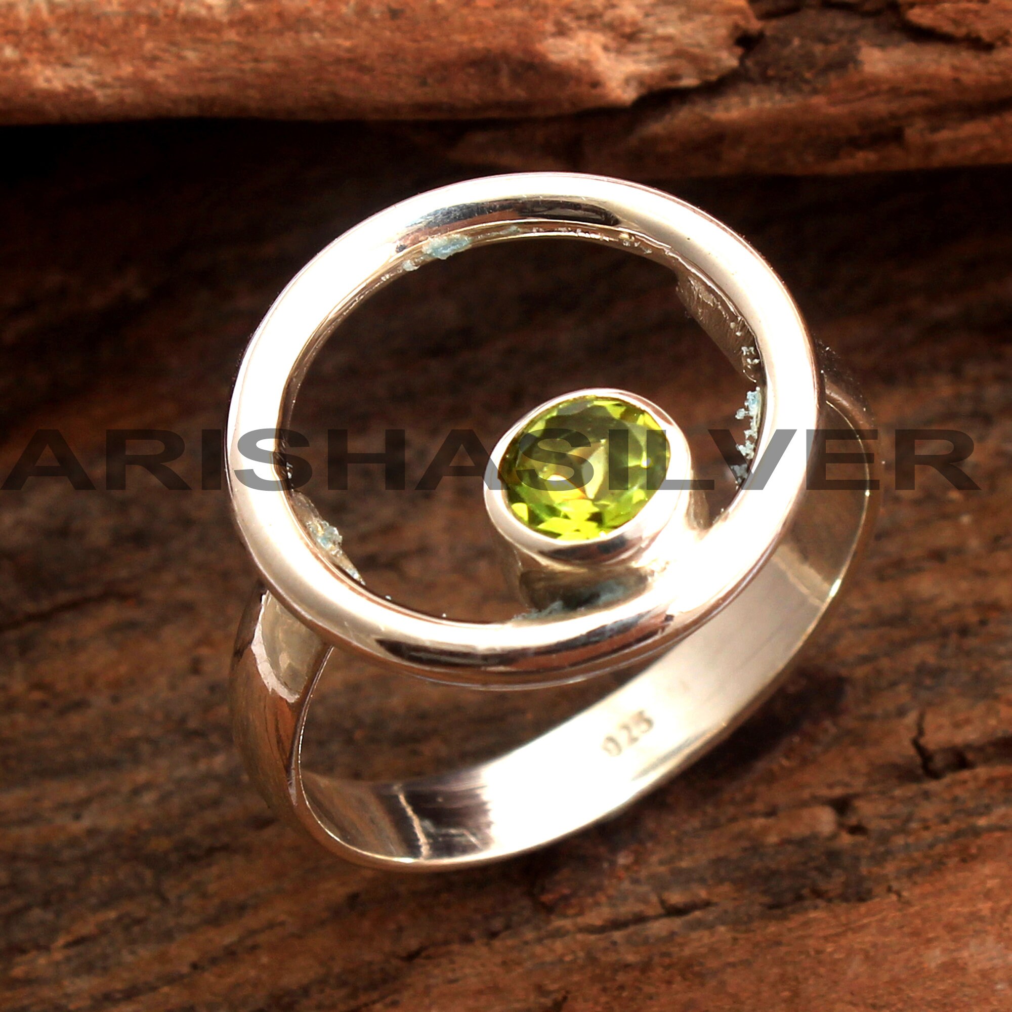 Anello in argento con Ametista (KM by ) Video