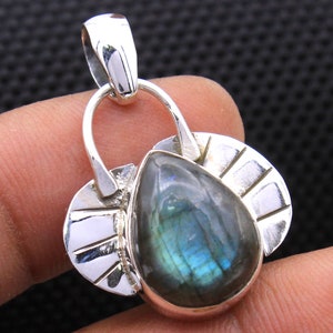 Pendentif labradorite, pendentif en argent 925, pendentif fait main, cadeau unique, bijoux tendance, cadeau de mariage, pendentif en argent, beau cadeau