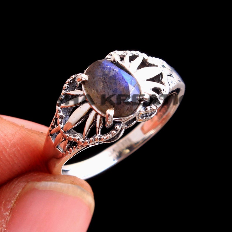 Faceted Labradorite Oval Gemstone Ring For Easter Sale 925 Sterling Silver Handmade Designer Unisex Ring Jewelry US Size 8 ar6758