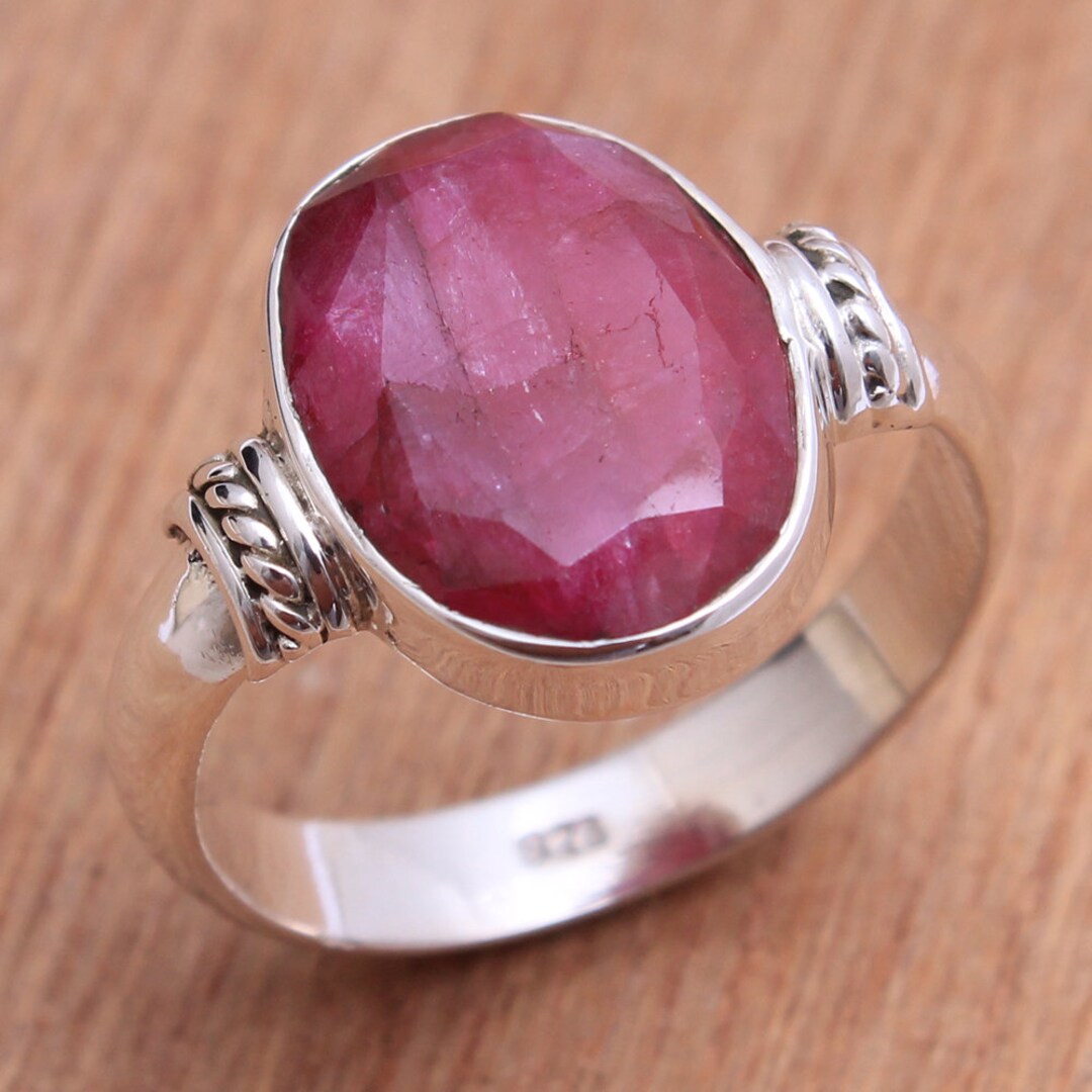 Faceted Kashmir Red Ruby Oval Gemstone Ring Stylish Ring 925