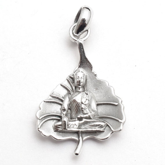 Beautiful Buddha Leaf Design Silver Stylish Pendant - 925