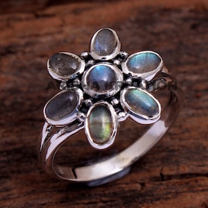 Gift For Her, Labradorite Gemstone Ring, Floral Ring, Sterling Silver, Handmade Jewelry, Statement Jewelry