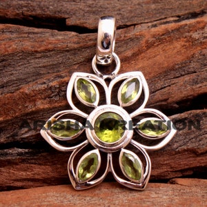 Women Gemstone Pendant, Floral Pendant, Peridot Pendant Jewelry, Solid 925 Silver Pendant, Unisex Gifts