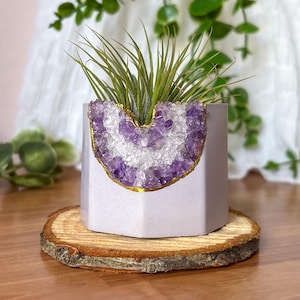 Layered Amethys & Clear Quartz Geode Planter, Lilac Concrete Air Plant Holder, Rainbow Crystal Gemstone Decor, Succulent Planter