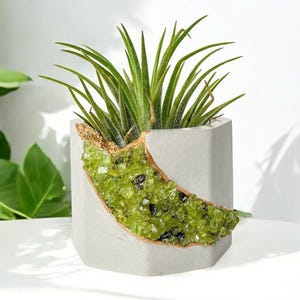 Modern peridot geode planter, mini crystal concrete plant pot