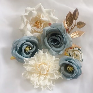 Blue and White Floral Cake Decor