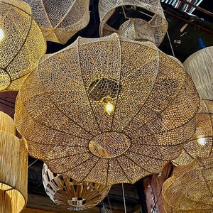 Nieuwe stijl Wave kroonluchterMarokkaanse natuurlijke kroonluchter, handgemaakte rotan lampenkap, stro lampenkap, rotan lampenkap, rotan licht