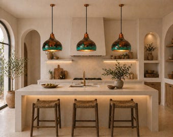 Set di 3 lampade a sospensione in rame patinato verde fatte a mano: illuminazione rustica per isole