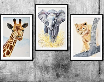 3 Stampe Su Tela Safari Per Cameretta – Giraffa, Leone Ed Elefante, Decorazione Da Parete Per Bambini E Neonati