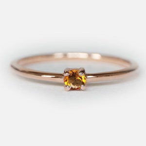 14K Rose Gold Citrine Solitaire Ring, Minimalist Birthstone Ring, Simple Engagement Ring, Elegant Yellow Gemstone Jewelry for Her