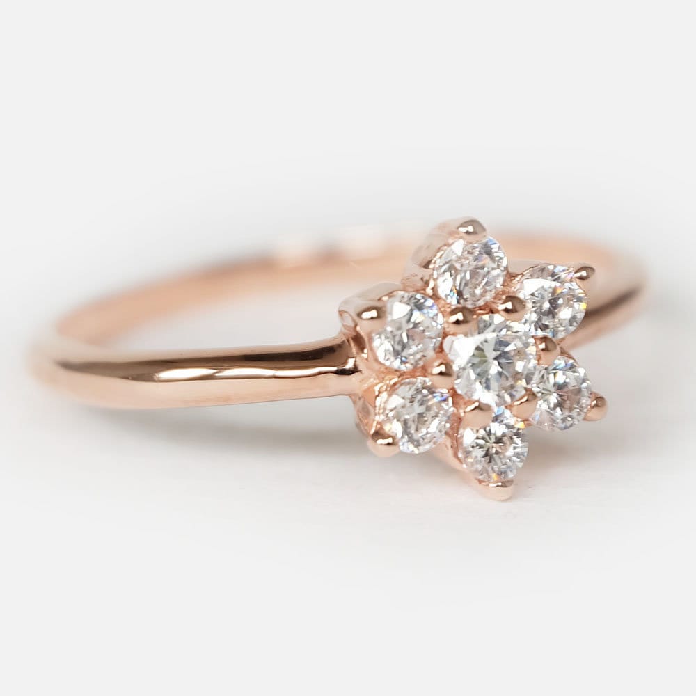 Flower diamond hotsell ring