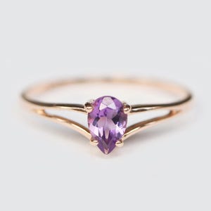 14K Gold Pear Amethyst Ring, February Birthstone Jewelry, Dainty Purple Gemstone Ring, Minimalist Gold Stacking Ring, Gift for Her