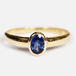 Oval Blue Sapphire Ring, 14k Yellow Gold Bezel Ring, September Birthstone Ring, Classic Sapphire Gold Ring, Handmade Gift for Her