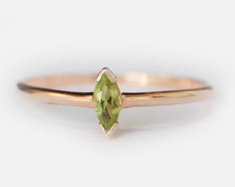 peridot ring, minimalist peridot ring, stacking ring, dainty peridot ring, august birthstone ring, rose gold peridot ring, peridot gold ring