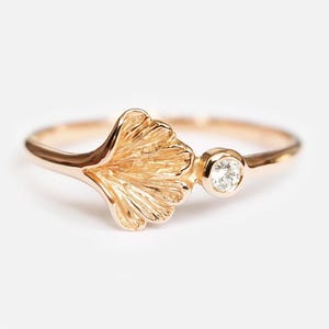 14k Gold Diamond Ginkgo Ring, Nature-Inspired Leaf Jewelry, Unique Botanical Engagement Ring, Dainty Diamond Wedding Band Gift, Ginkgo Ring