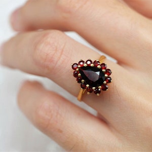 pear shaped garnet ring, garnet ring, antique garnet ring, 14k garnet ring, garnet birthstone rings, red garnet ring, garnet wedding ring