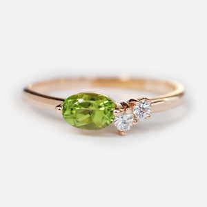 Peridot Diamond Ring, 14K Gold August Birthstone Ring, Oval Green Gemstone Ring, Dainty Stacking Ring, Solid Gold Gift for Her