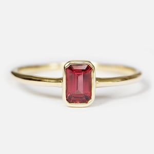 14K Rose Gold Rhodolite Ring, Emerald Cut Garnet Ring, Bezel Set Ring, Minimalist Stacking Ring, January Birthstone, Gift for Her