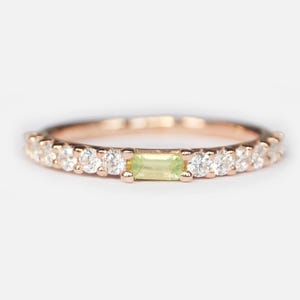 14K Gold Peridot Ring, Diamond Band Ring, Peridot Stacking Ring, August Birthstone Ring, Dainty Gold Band, Gift for Her, Gemstone Ring