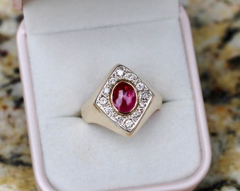 Ruby Cabochon Diamond Ring