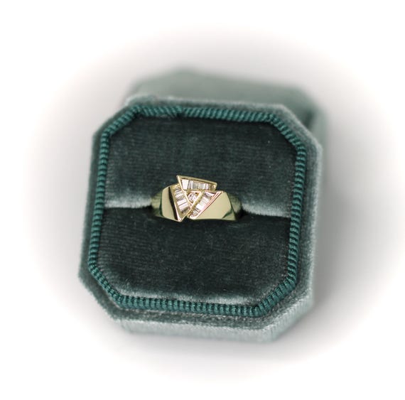 Triangle Shaped Diamond Ring - image 3