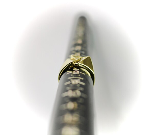 Triangle Shaped Diamond Ring - image 7