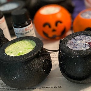 Spooky Bath Bombs image 1