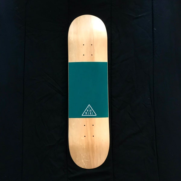 Skateboard deck “triangle logo” (8.25)