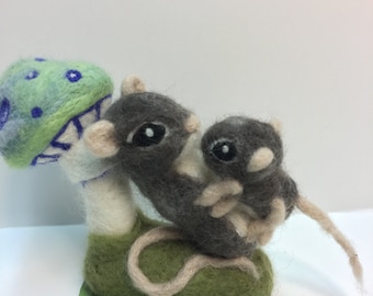 Needle Felted Mouse Mother and Baby
