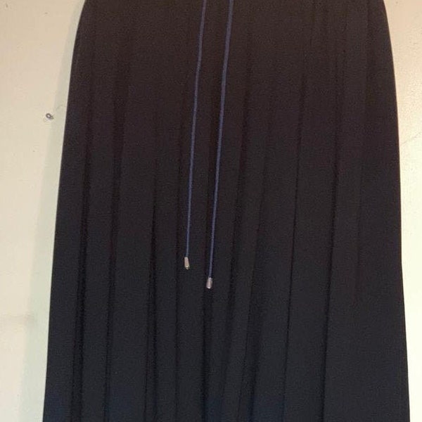 Gathered Skirt in White
