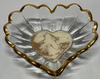 Crystal Heart Dish, Crystal Bowl, Resin Pour Art, Resin Art, Trinket Dish, Glass Heart Bowl, Candy Dish, Gold Leafed, Gift for the Bride