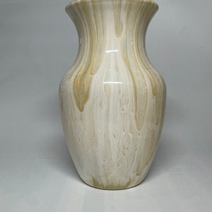 8 Glass Flower Vase, Table Centerpiece, Fluid Art Decorative Glass Vase image 4