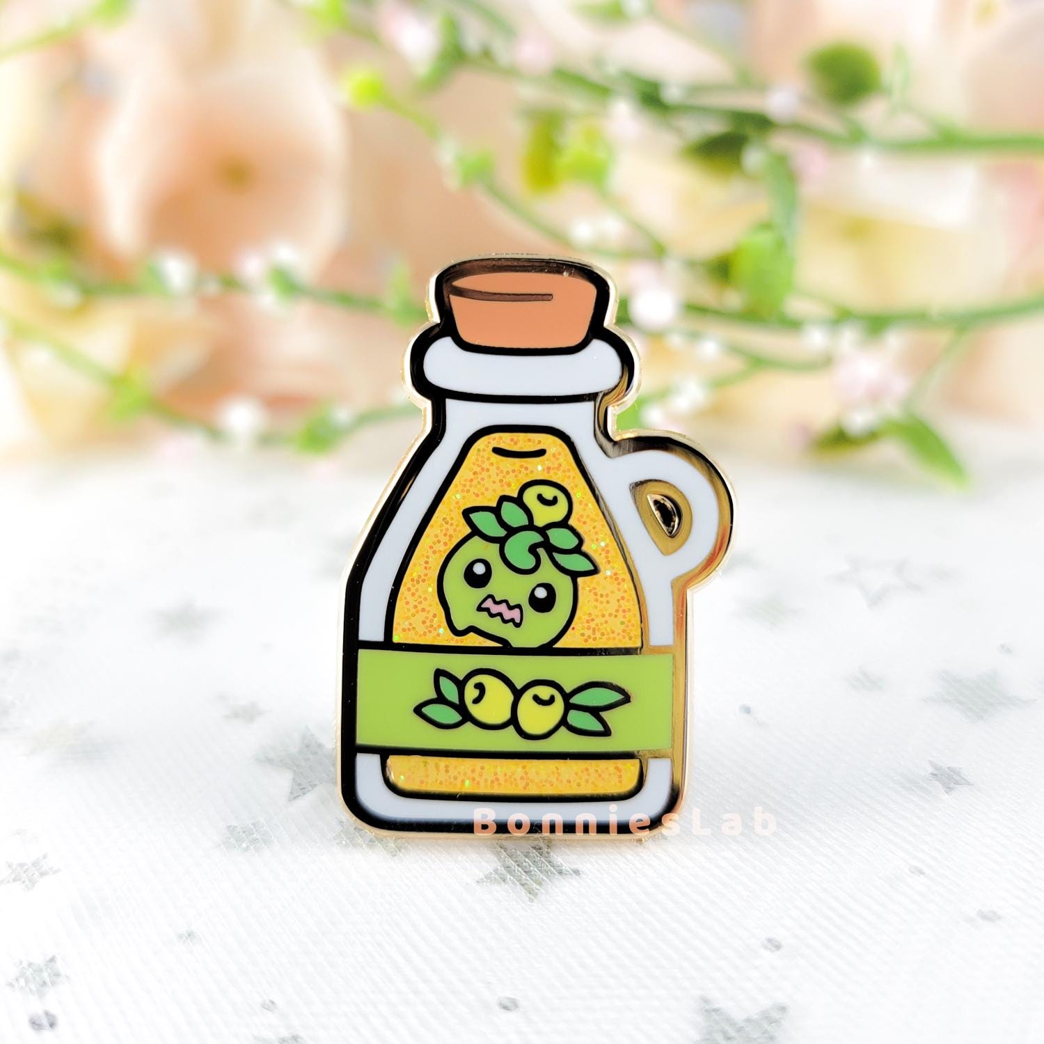 Smoliv Enamel Pin