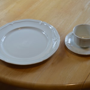 New Villeroy & Boch Manoir Dishes---Villeroy and Boch Manoir Dinnerware---1980-90&#39;s Villeroy and Boch Manoir Dinner Plate and Cup/Saucer