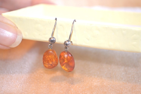 Vintage Baltic Amber Earrings---Sterling Amber Earrings---Hanging Amber Nuggets---Dangle Amber Earrings---1970 Amber Earrings---Baltic Amber