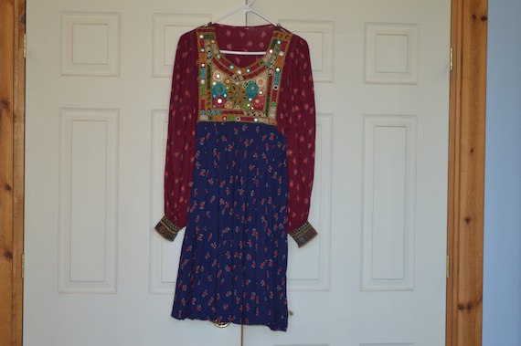 Authenic Afghan Dress---Vintage Boho/Hippie Folk D