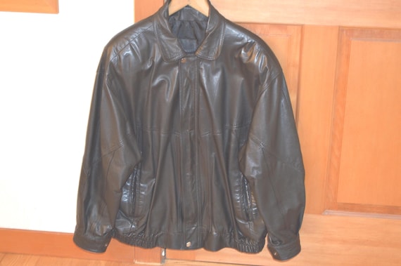 Vintage Black Leather Jacket---Quality Thick Black Leather Jackets---Bomber Style Jackets---Unisex Leather Jackets---Unisex Bomber Jackets