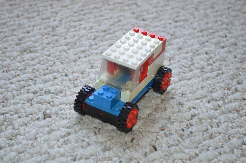 2 Vintage Lego Carslego Race Car With Mini Figuresmall Etsy