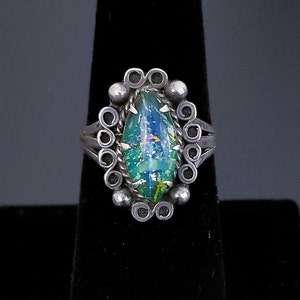 Vintage Sterling Silver Southwest Green Art Glass Ring, size 7.25 4g