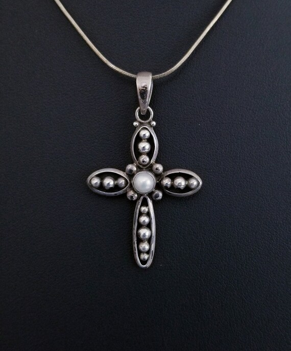 Silpada cross pendant outlet