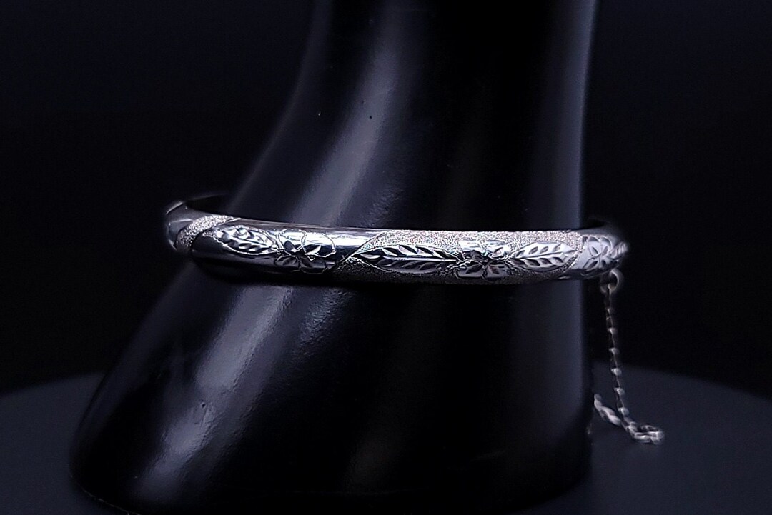 Vintage Floral Bangle, Sterling Silver, FAS Hallmark, Victorian Style Etched Floral Hinged