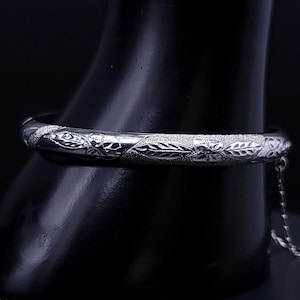 Vintage Floral Bangle, Sterling Silver, FAS Hallmark, Victorian Style Etched Floral Hinged Silver Bangle Bracelet